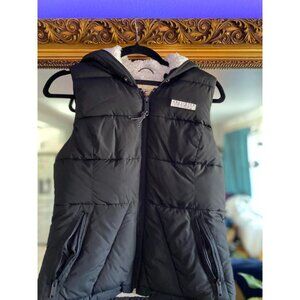 Women's Hollister Hooded Puffer Sherpa Lined Vest